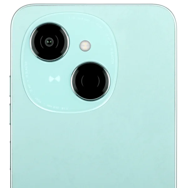 Смартфон Tecno SPARK GO 1 64 ГБ зеленый