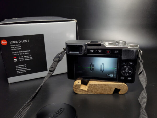 Фотоаппарат Leica D-LUX 7