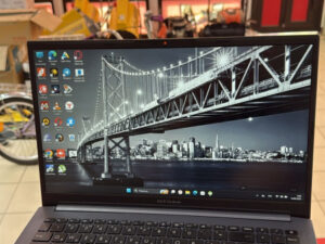 Ноутбук ASUS VivoBook