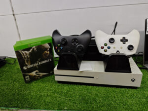 Microsoft Xbox One S