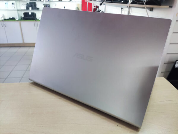 Ноутбук ASUS X415