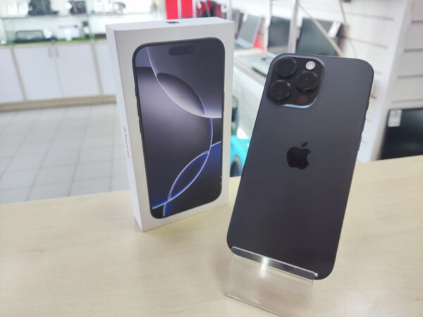 Apple iPhone 16 Pro Max (256 ГБ. Черный)